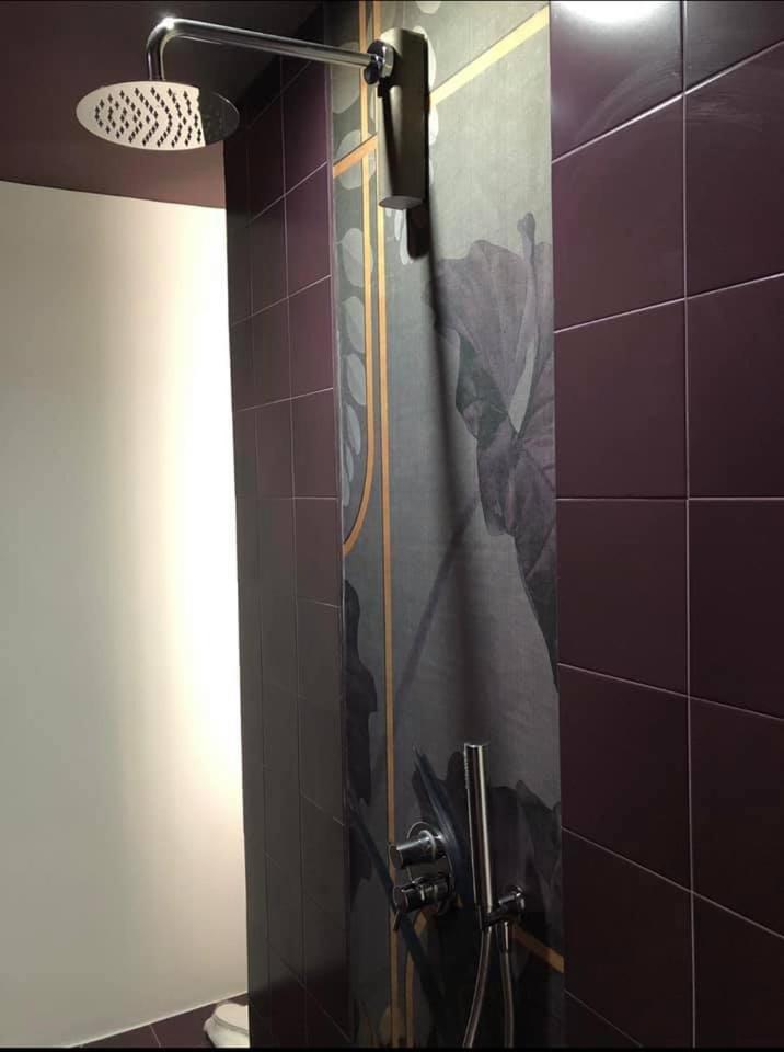 Vicolo Delle Belle Suite แตร์ราชินา ภายนอก รูปภาพ