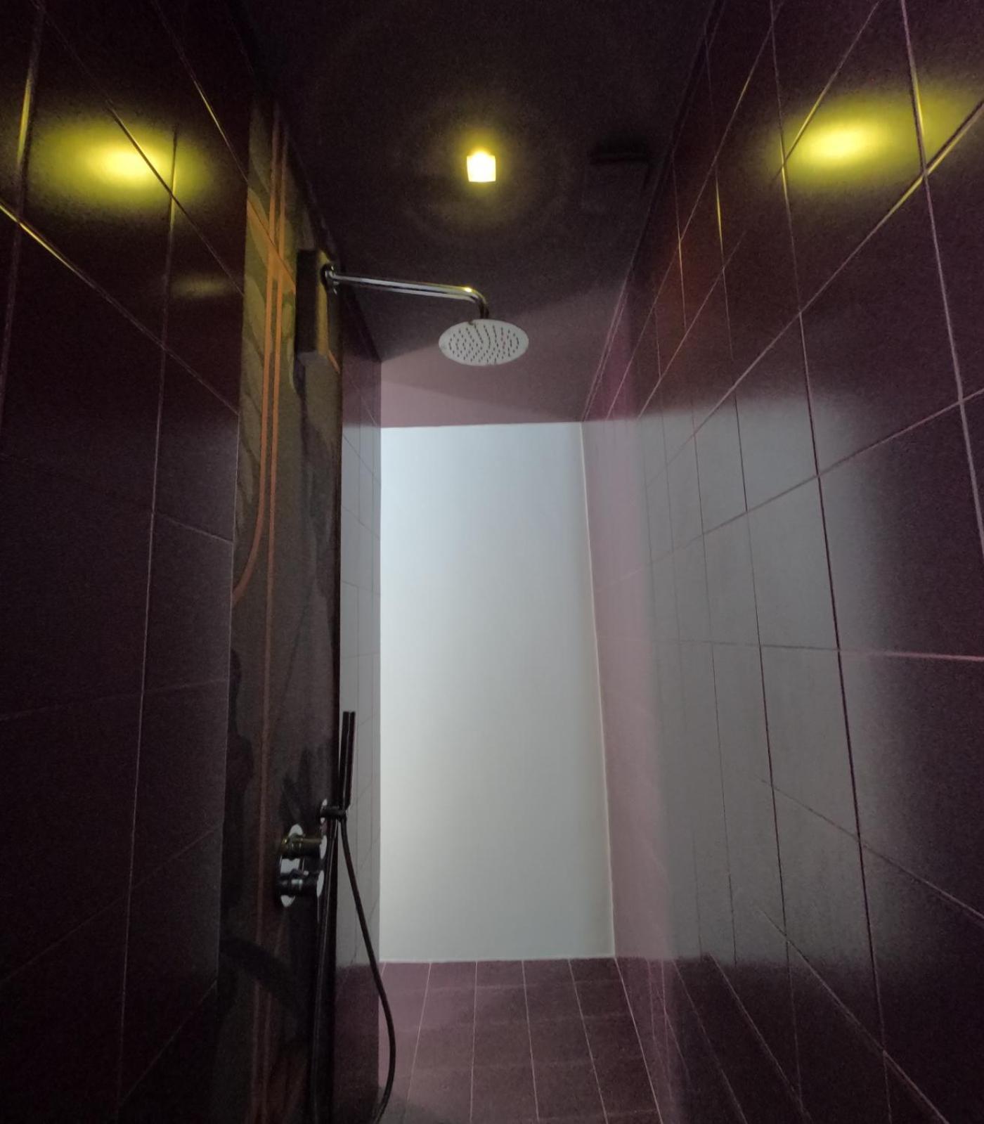 Vicolo Delle Belle Suite แตร์ราชินา ภายนอก รูปภาพ